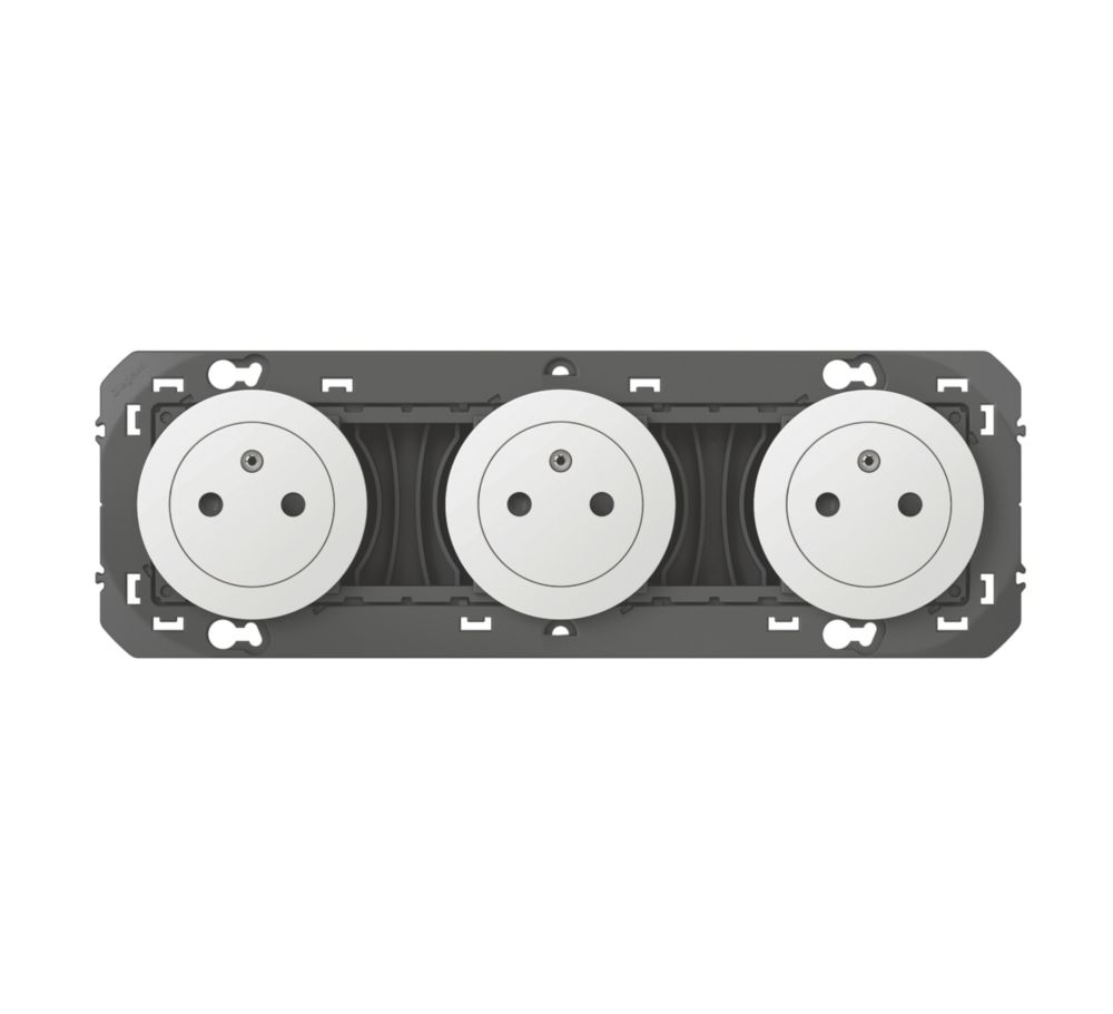 Prise non commutée modulaire 16A Legrand Dooxie 2P+T Surface Triple, blanche avec inserts blancs